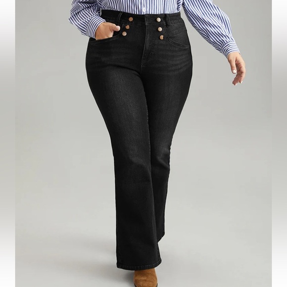 BloomChic Plus Size 2XL Flare Leg Button Detail High Rise Jeans us20 - Picture 4 of 6
